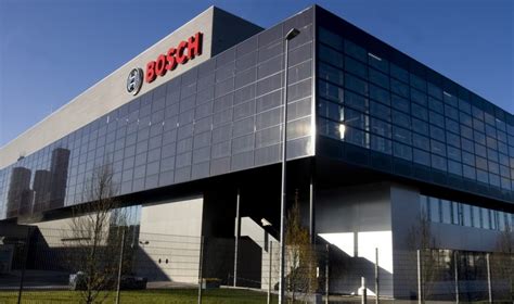 B­o­s­c­h­,­ ­E­V­ ­ç­i­p­ ­ü­r­e­t­i­m­i­n­i­ ­g­e­n­i­ş­l­e­t­m­e­k­ ­i­ç­i­n­ ­A­B­D­ ­y­a­r­ı­ ­i­l­e­t­k­e­n­ ­d­ö­k­ü­m­h­a­n­e­s­i­n­i­ ­s­a­t­ı­n­ ­a­l­d­ı­